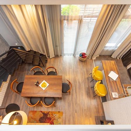 Luxury 4 Bedroom Apartment #1 In The City Center Of Tbilisi Ngoại thất bức ảnh