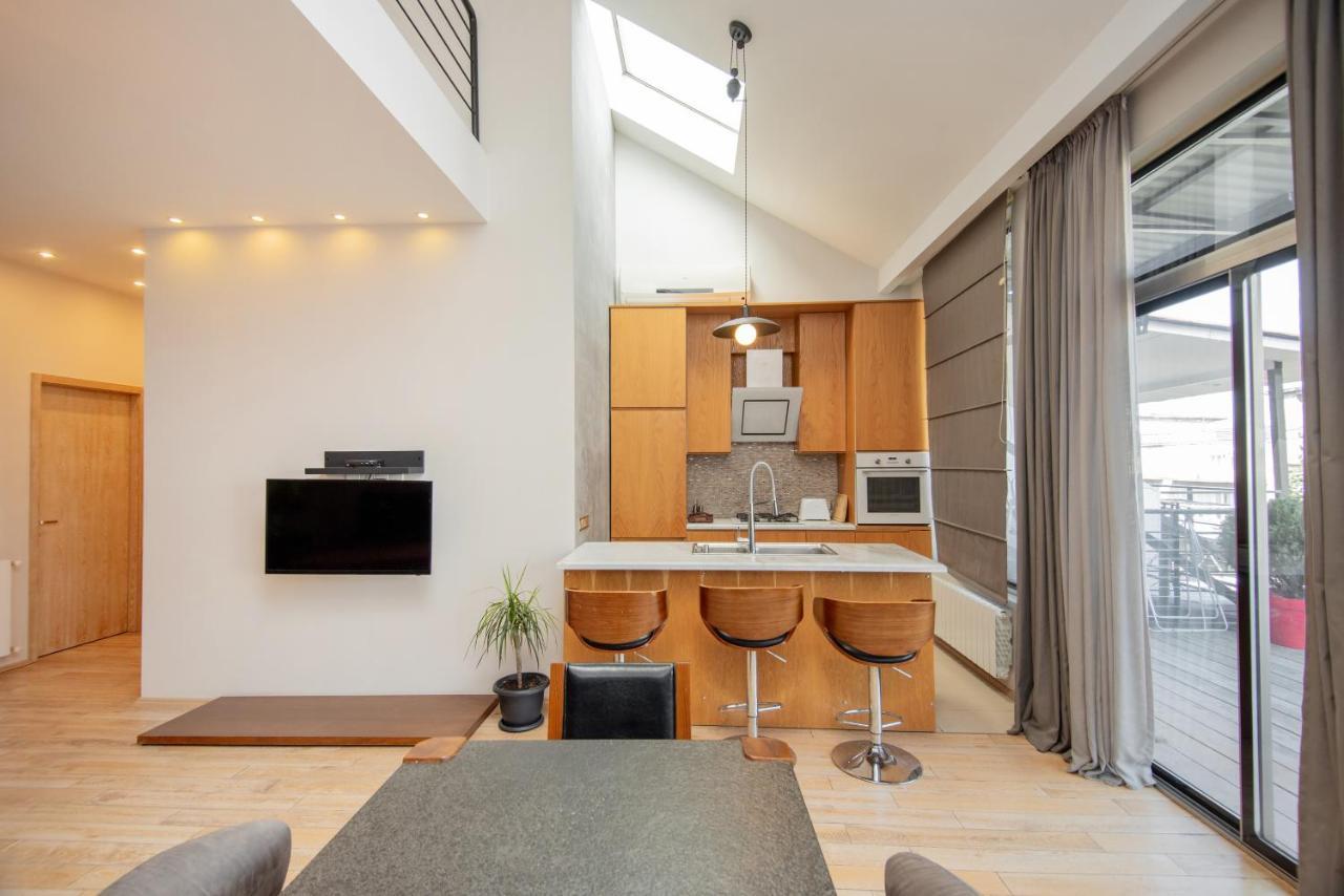 Luxury 4 Bedroom Apartment #1 In The City Center Of Tbilisi Ngoại thất bức ảnh