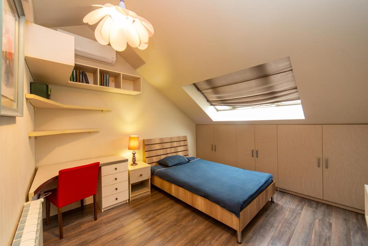 Luxury 4 Bedroom Apartment #1 In The City Center Of Tbilisi Ngoại thất bức ảnh