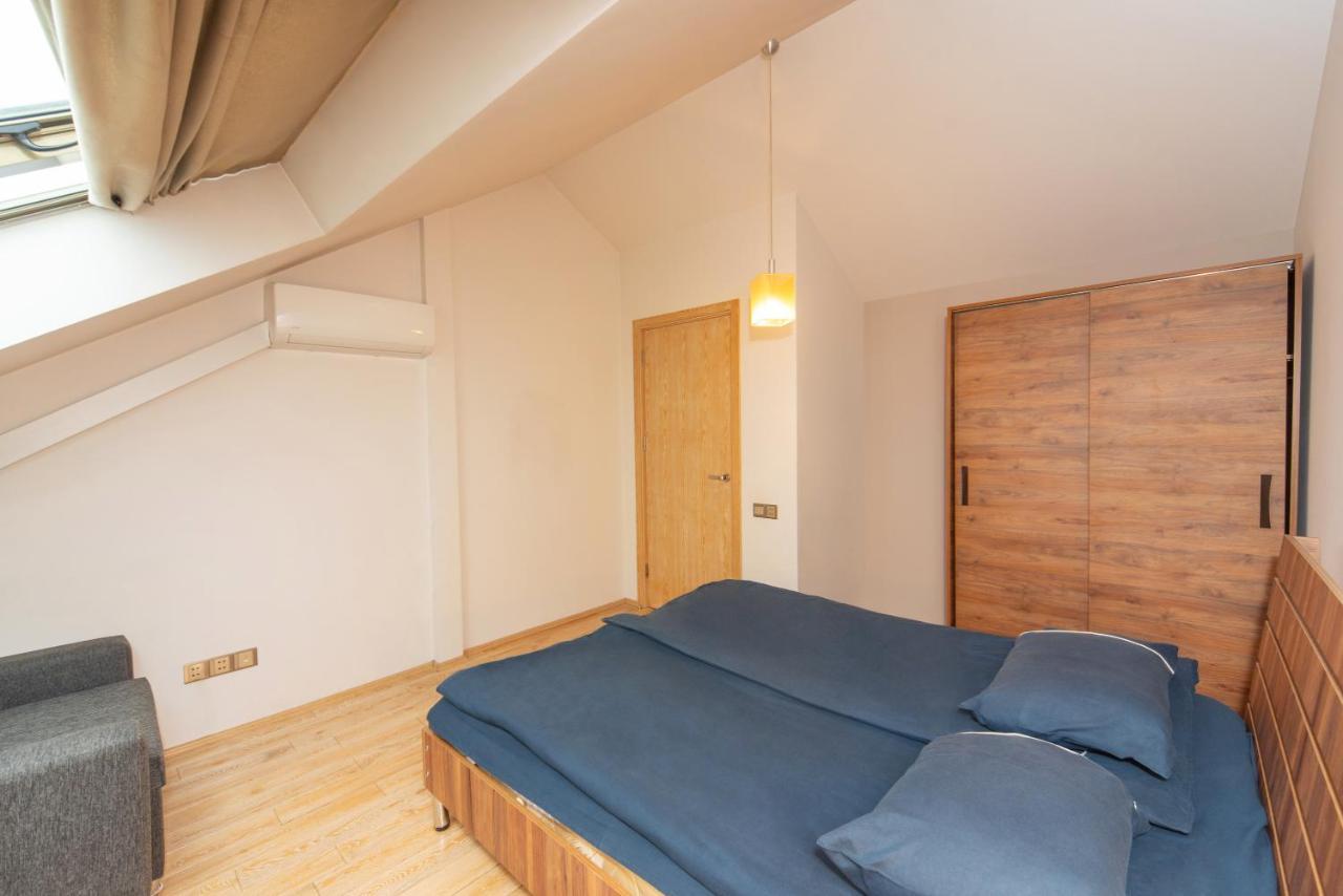 Luxury 4 Bedroom Apartment #1 In The City Center Of Tbilisi Ngoại thất bức ảnh
